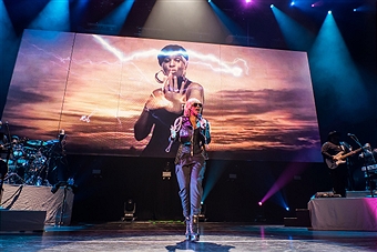 Maxwell And Mary J Blige Performs At Genting Arena - Birmingham