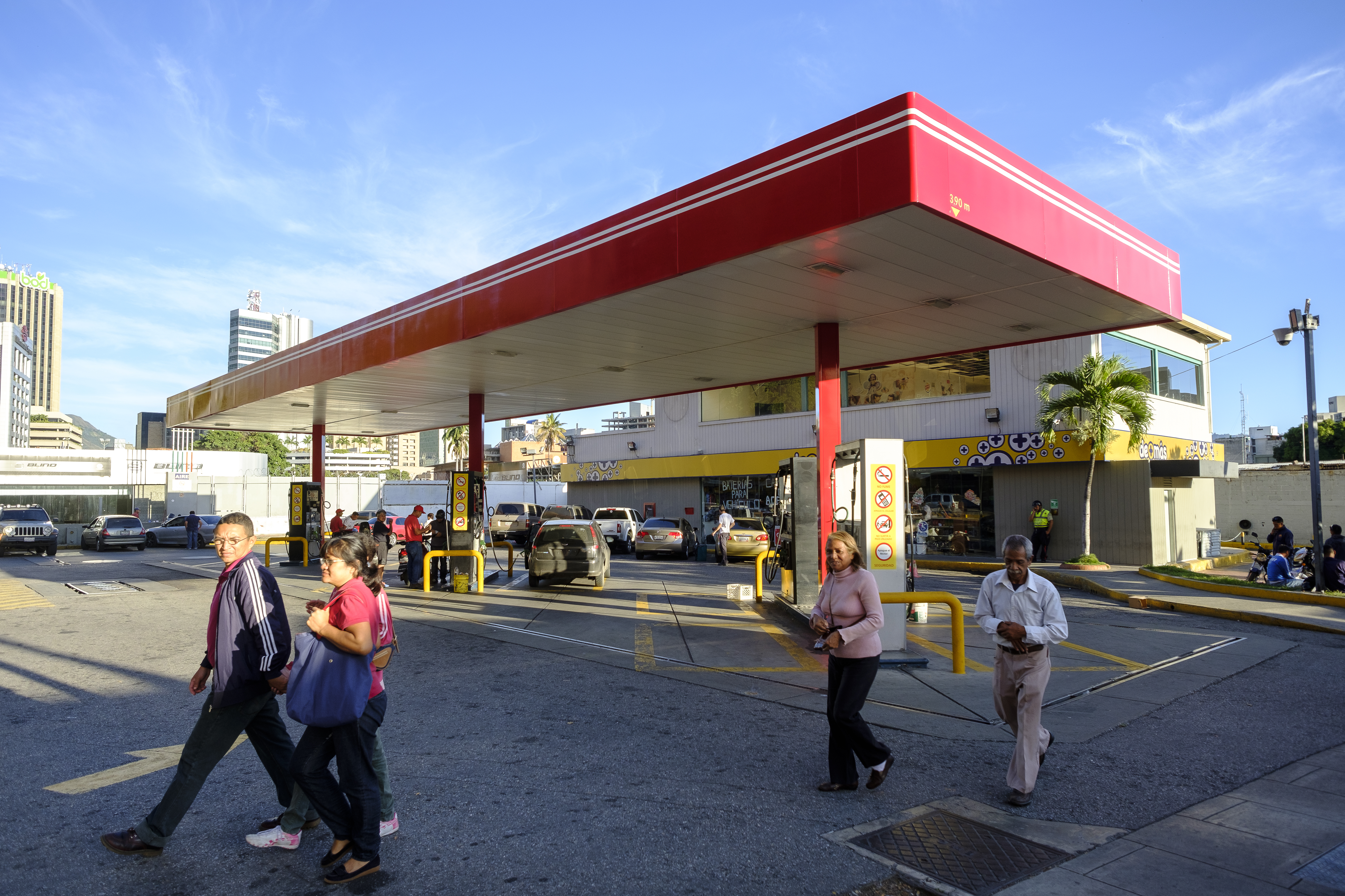 Filling station in Caracas