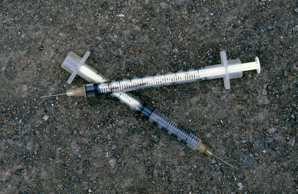 Discarded syringes.