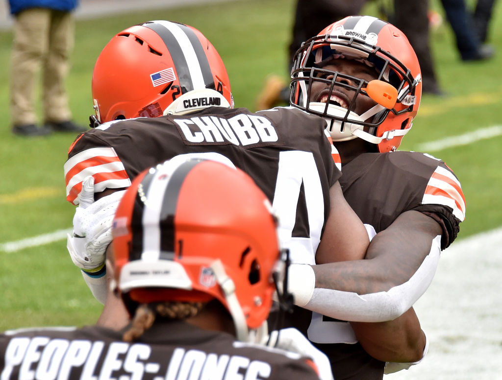 Pittsburgh Steelers v Cleveland Browns