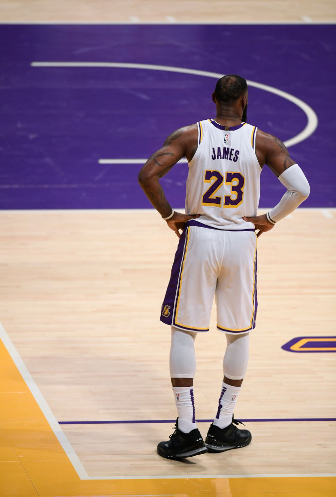 Golden State Warriors v Los Angeles Lakers