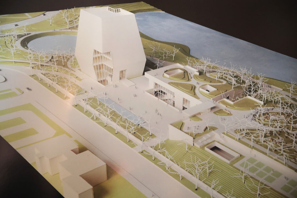 Barack Obama Hosts Community Event For Obama Presidential Center