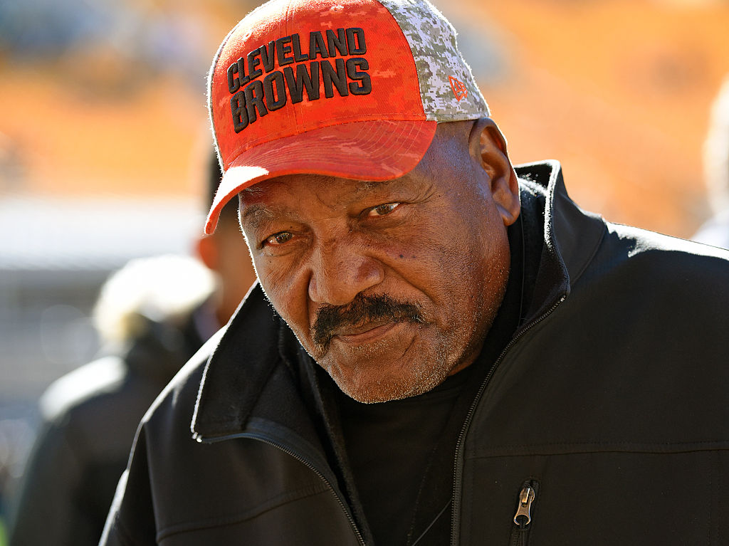 Cleveland Browns v Pittsburgh Steelers