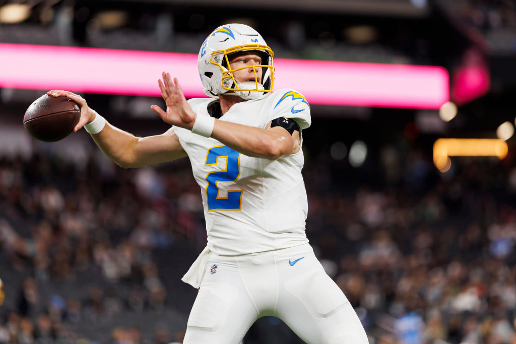 Los Angeles Chargers v Las Vegas Raiders