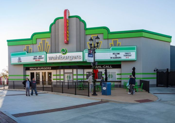 Wahlburgers